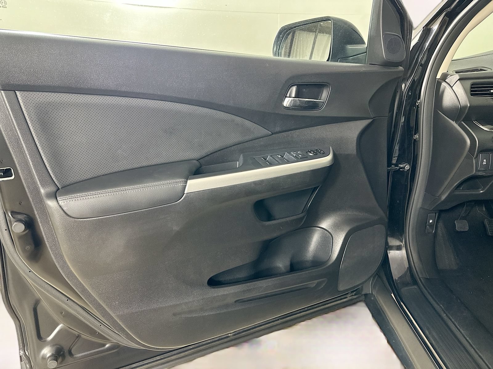 Used 2016 Honda CR-V EX-L image 16