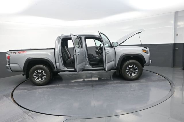 Used 2021 Toyota Tacoma TRD Off-Road AWD/4WD image 45