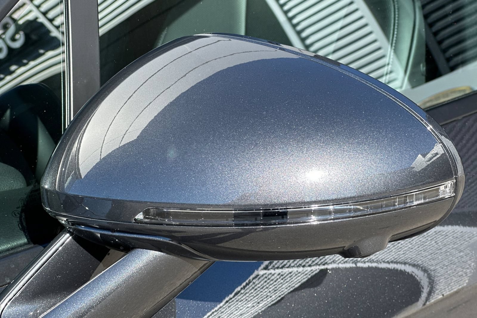 New 2026 Porsche Macan AWD/4WD image 40