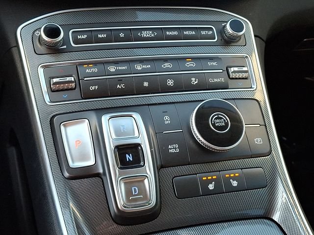 Used 2023 Hyundai Santa Fe SEL FWD image 15