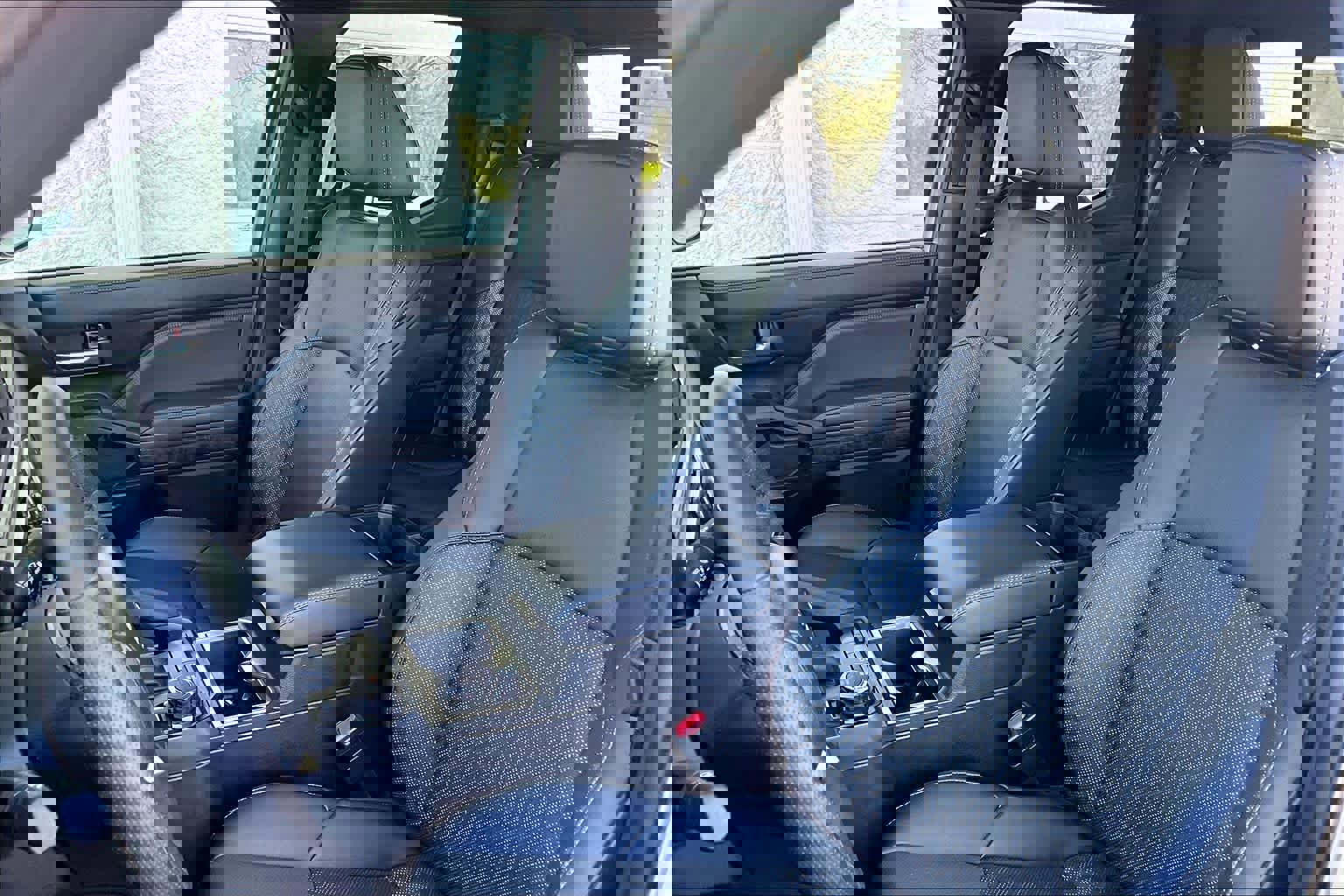 Used 2024 Toyota Tacoma Limited image 8