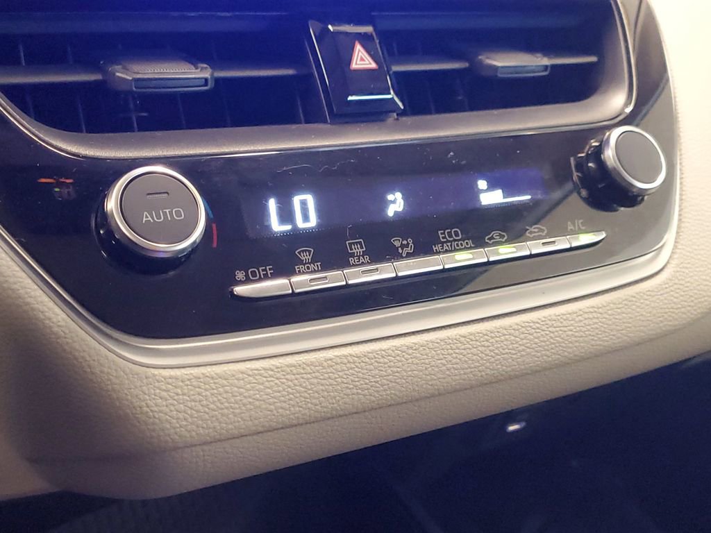 Used 2023 Toyota Corolla LE image 27
