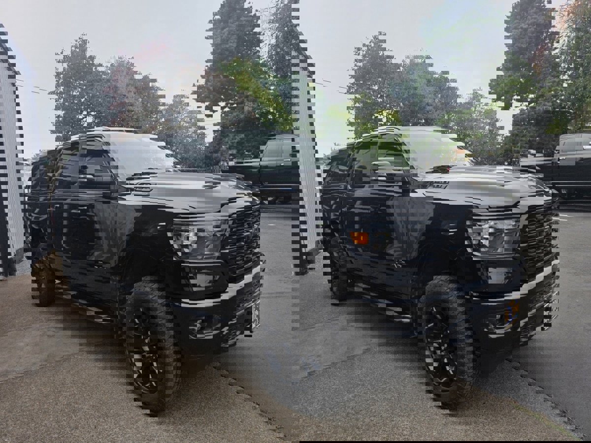 Used 2022 RAM 1500 Big Horn image 1