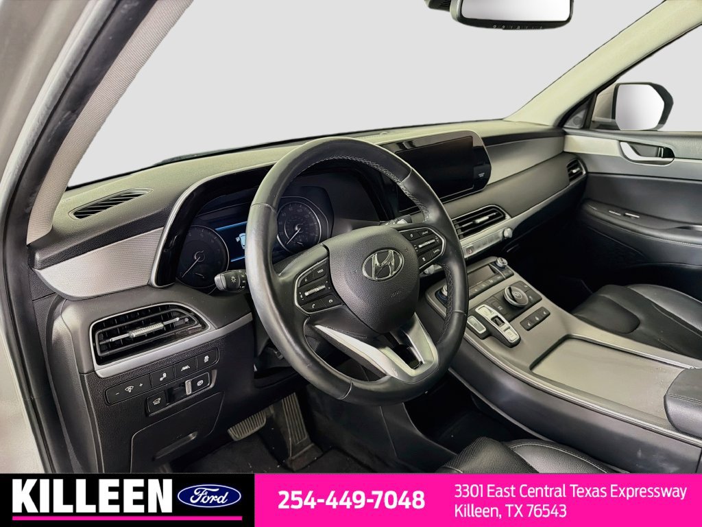Used 2022 Hyundai Palisade SEL w/ 8P Bench Seat Package FWD image 11
