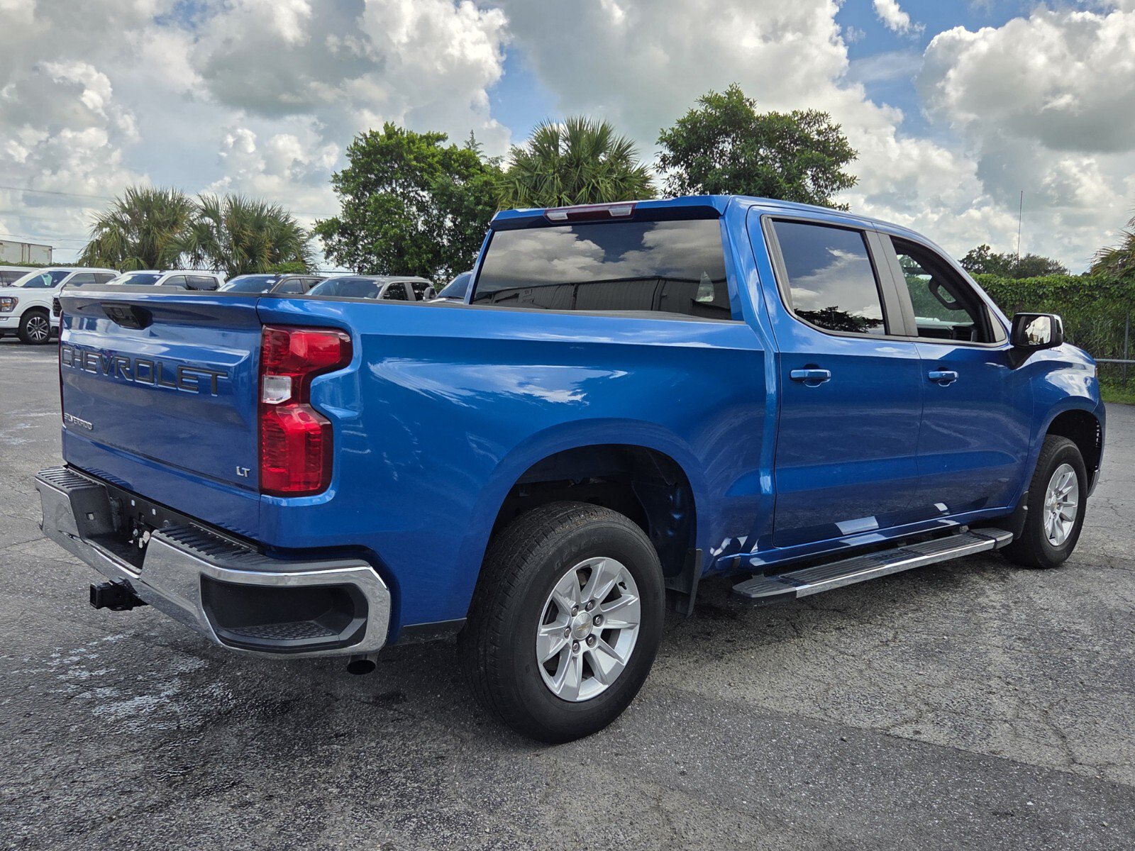 Used 2023 Chevrolet Silverado 1500 LT RWD image 5