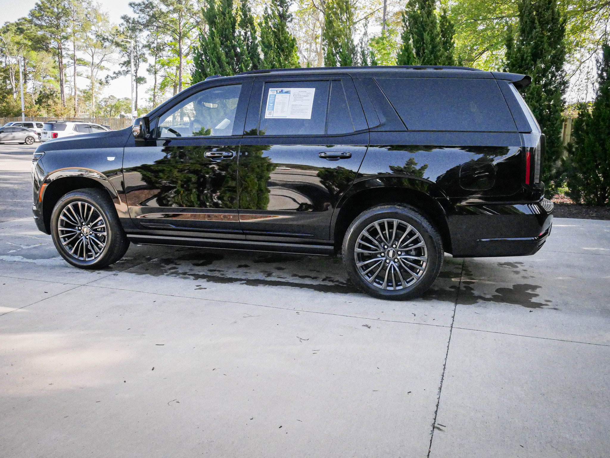 Used 2026 Cadillac Escalade Platinum Sport AWD/4WD image 7