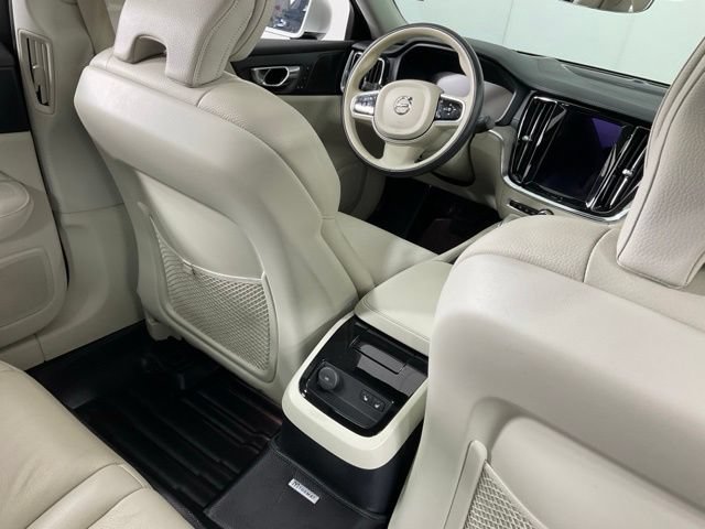 Used 2021 Volvo S60 T8 Inscription w/ Climate Package AWD/4WD image 31