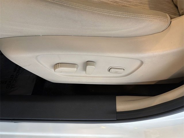 Used 2020 Nissan Rogue SV w/ Premium Package image 20