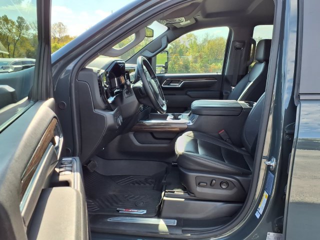 Used 2025 Chevrolet Silverado 2500 LT w/ All Star Edition AWD/4WD image 33