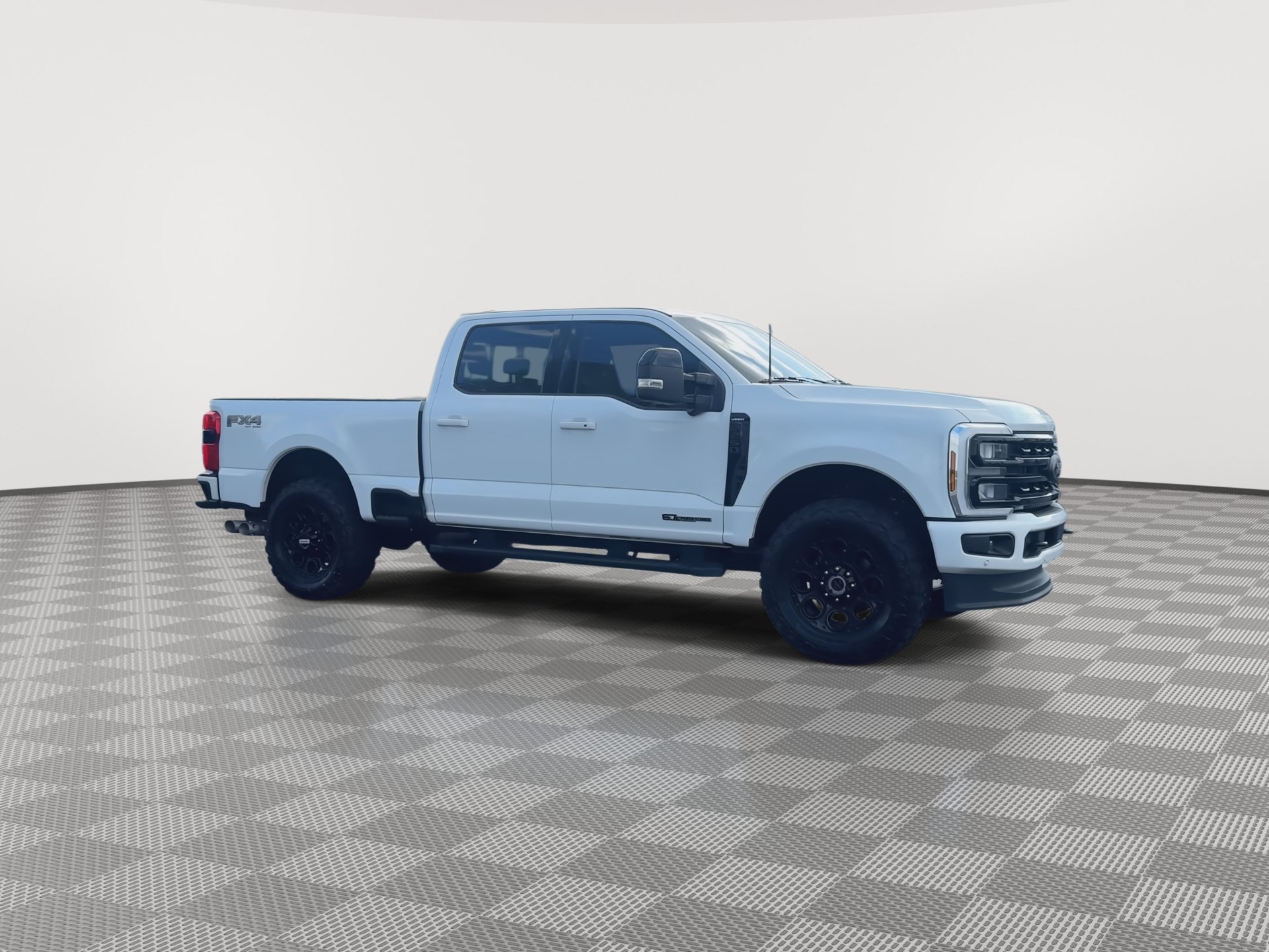 Used 2024 Ford F250 Lariat w/ Lariat Ultimate Package AWD/4WD image 2