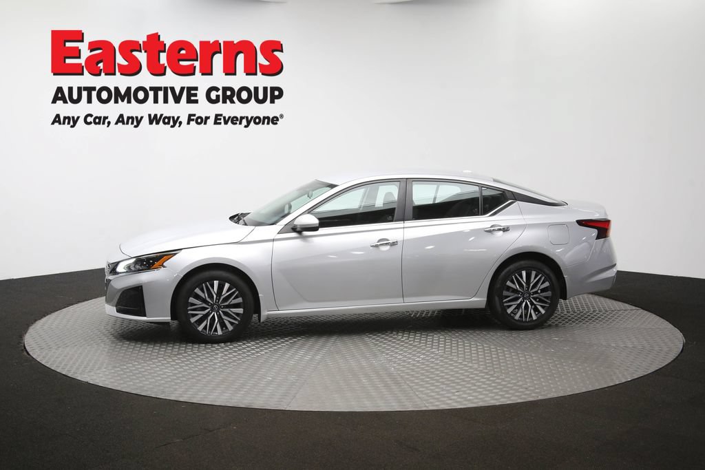 Used 2023 Nissan Altima 2.5 SV AWD/4WD image 58