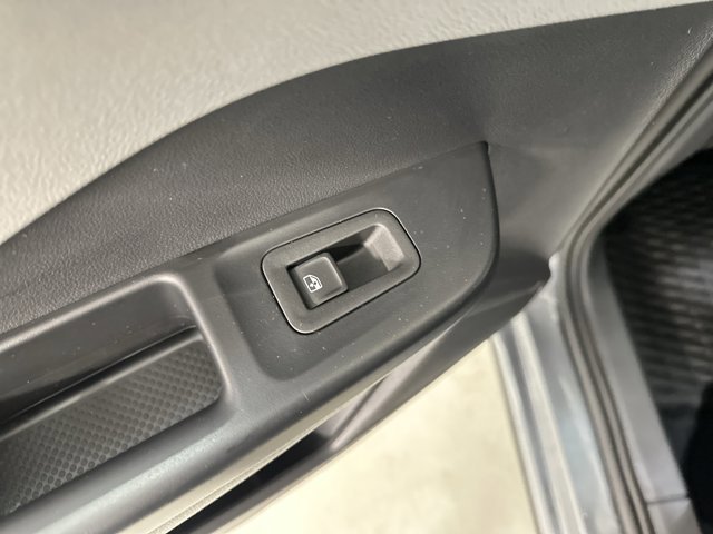 Certified 2022 Volkswagen Taos SE image 24