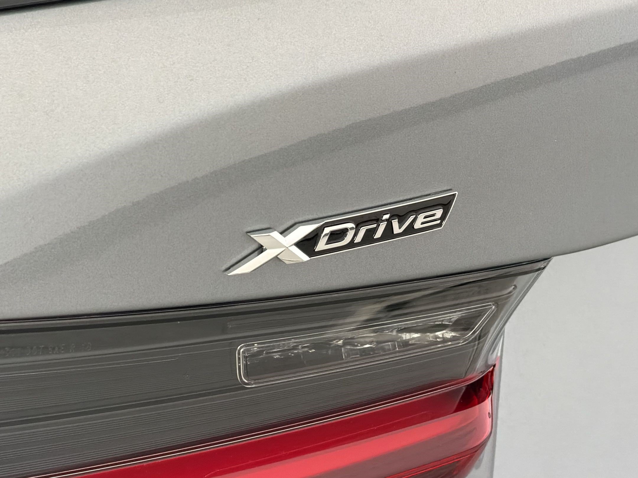 New 2026 BMW 330i xDrive Sedan w/ M Sport Package AWD/4WD image 33