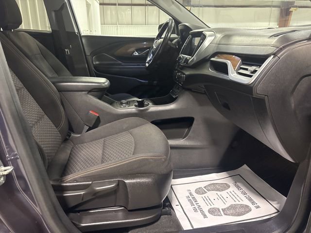 Used 2019 GMC Terrain SLE w/ Driver Convenience Package image 9