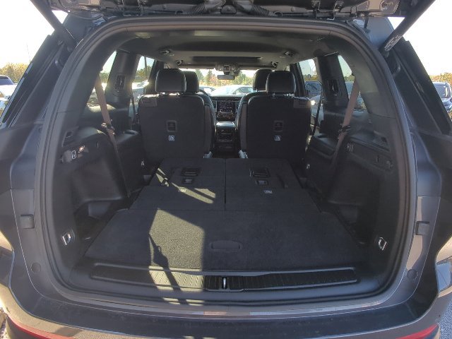 Used 2025 Jeep Grand Cherokee L Altitude AWD/4WD image 37
