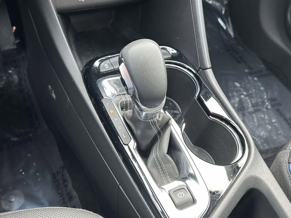 Certified 2025 Buick Encore GX Sport Touring w/ Comfort Package image 27