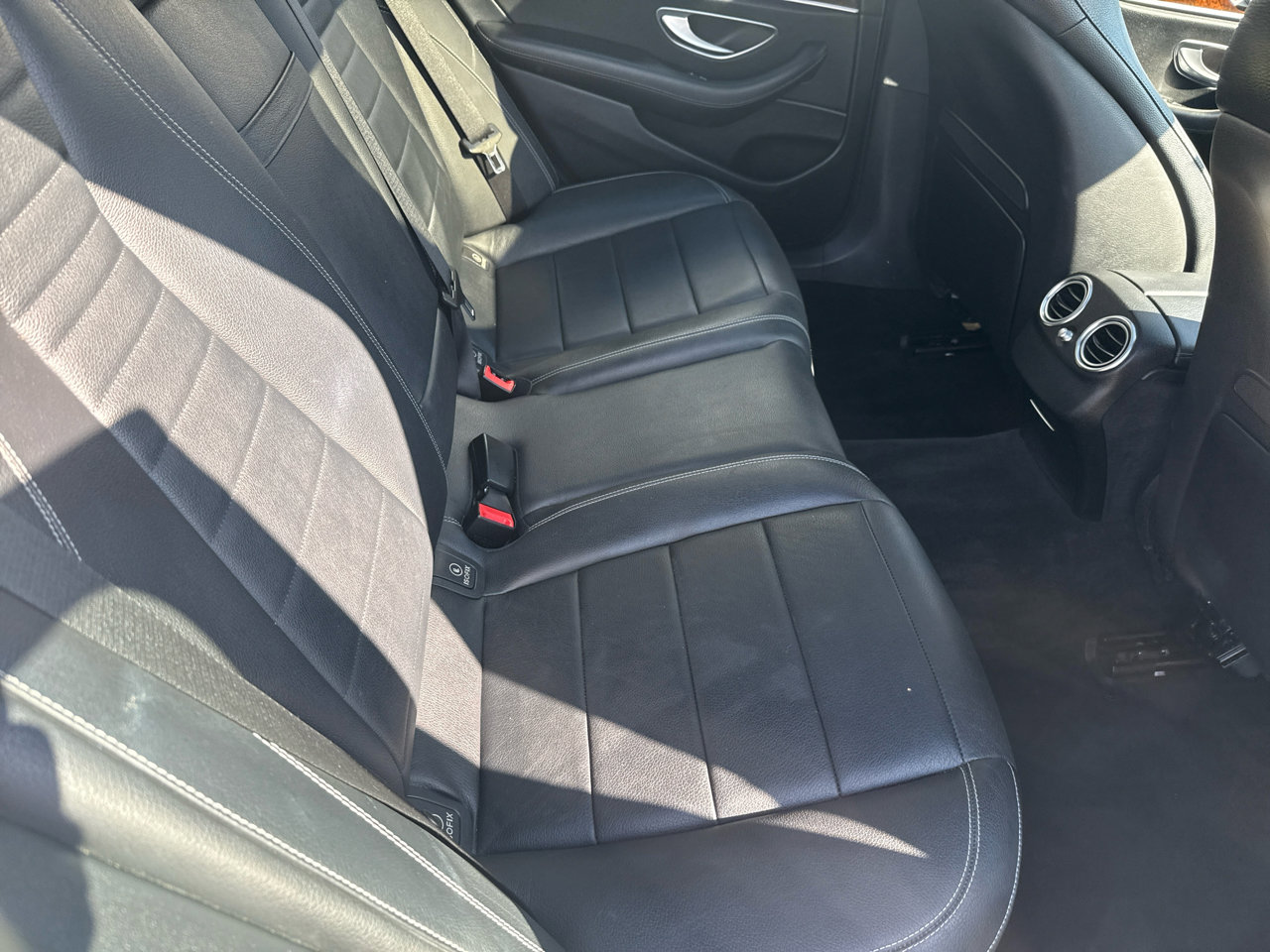 Used 2017 Mercedes-Benz E 300 4MATIC w/ Premium 3 Package image 29