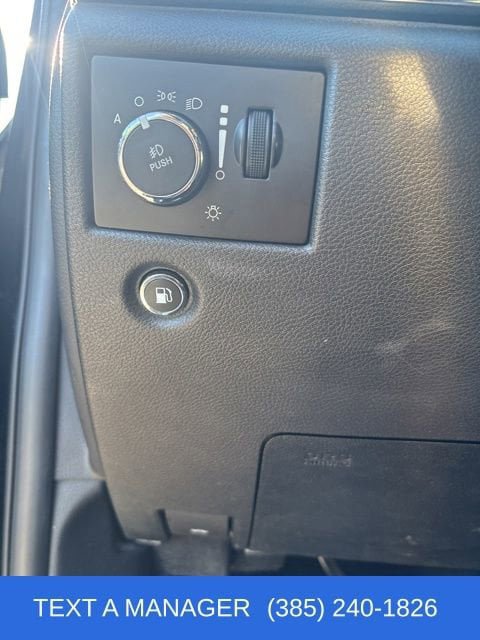 Used 2019 Jeep Grand Cherokee Overland image 17