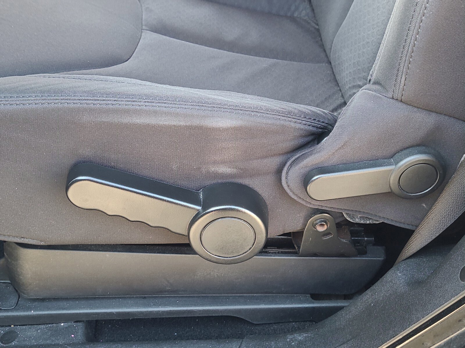 Used 2013 Jeep Wrangler Sport image 31