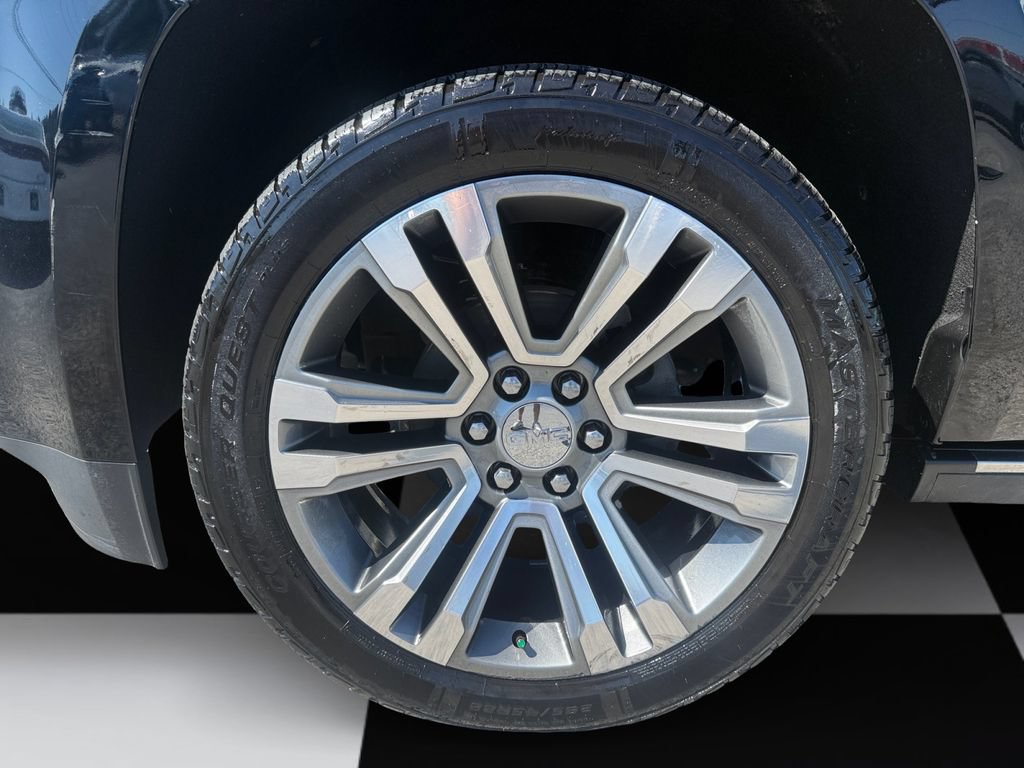 Used 2019 GMC Yukon Denali w/ Denali Ultimate Package AWD/4WD image 14