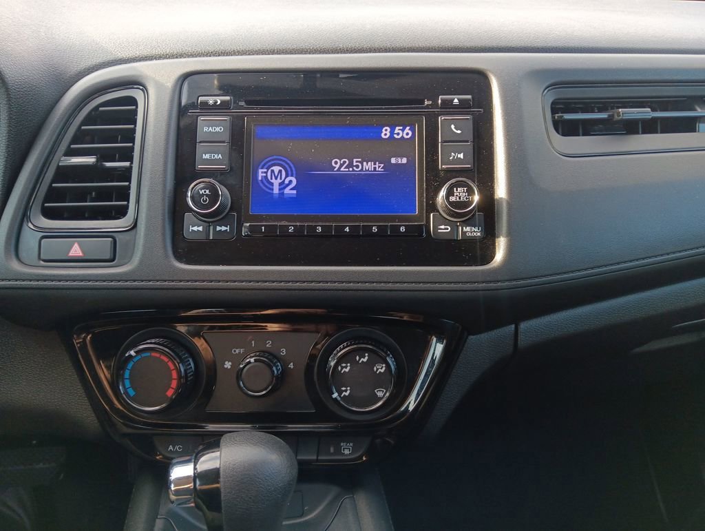 Used 2021 Honda HR-V LX image 18