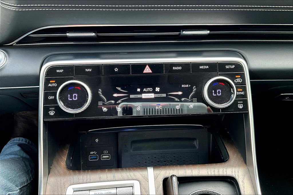 Used 2023 Genesis GV80 3.5T w/ Advanced Package image 33