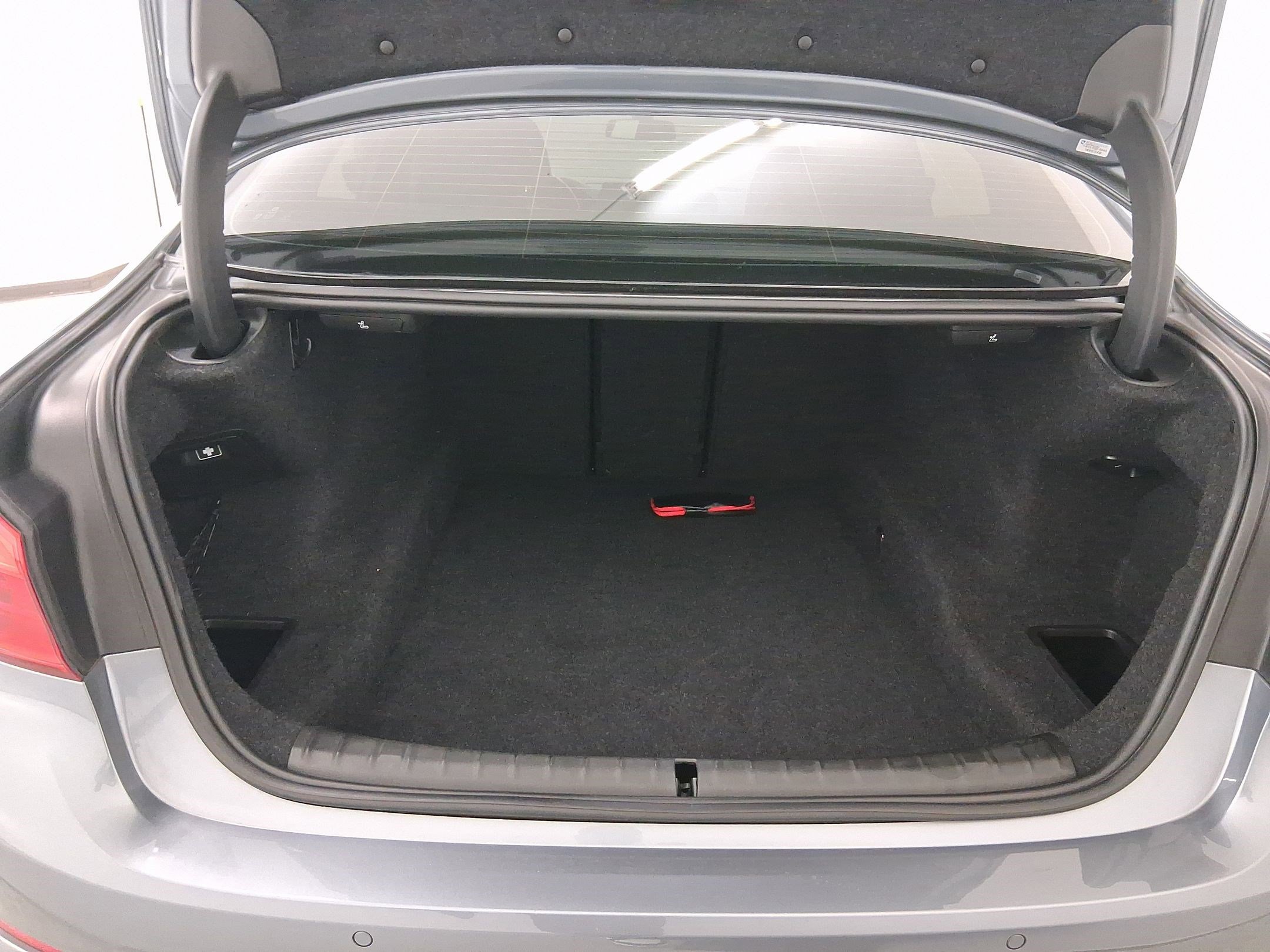 Used 2017 BMW 540i image 29