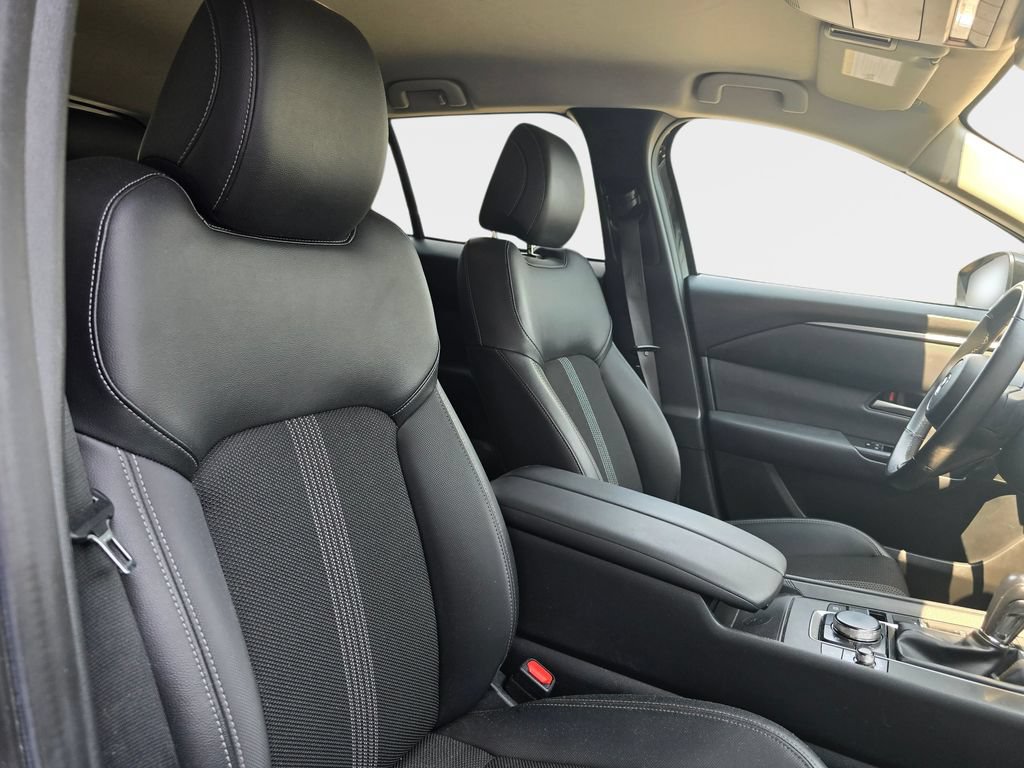 Used 2025 MAZDA CX-50 AWD 2.5 S w/ Preferred Package image 12