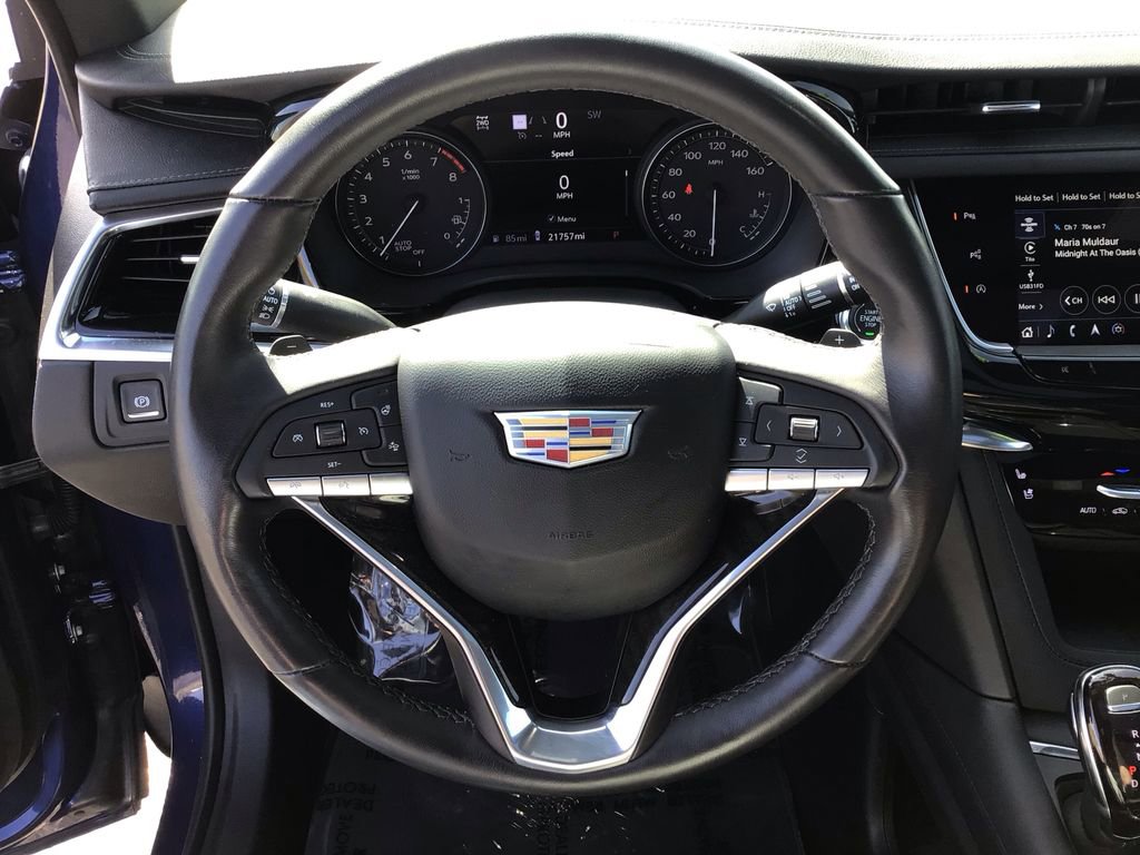 Used 2024 Cadillac XT6 Premium Luxury w/ Technology Package image 17