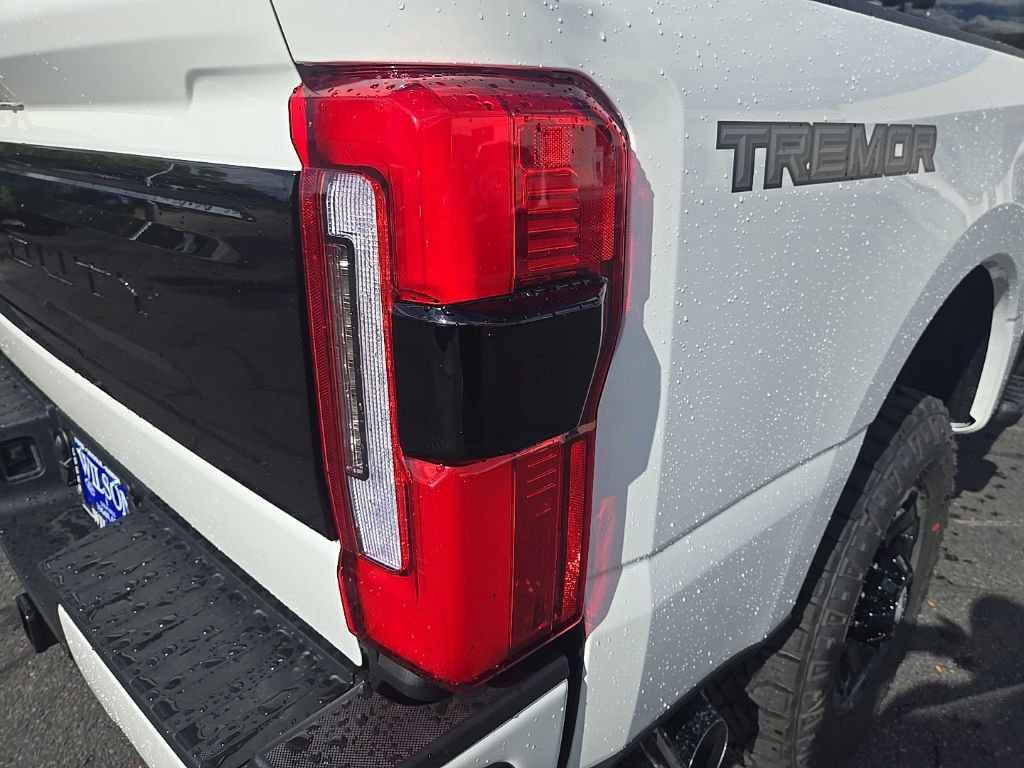 New 2026 Ford F350 Platinum image 38