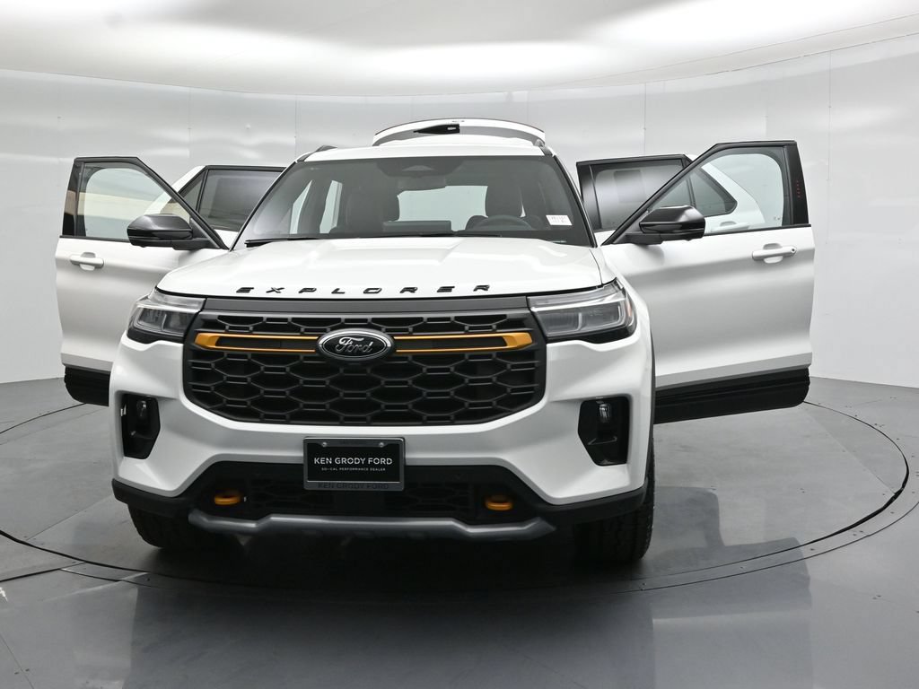 New 2026 Ford Explorer Tremor w/ Tremor Ultimate Package AWD/4WD image 32