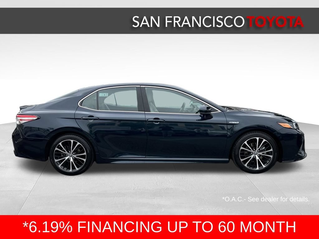 Certified 2018 Toyota Camry SE FWD image 6