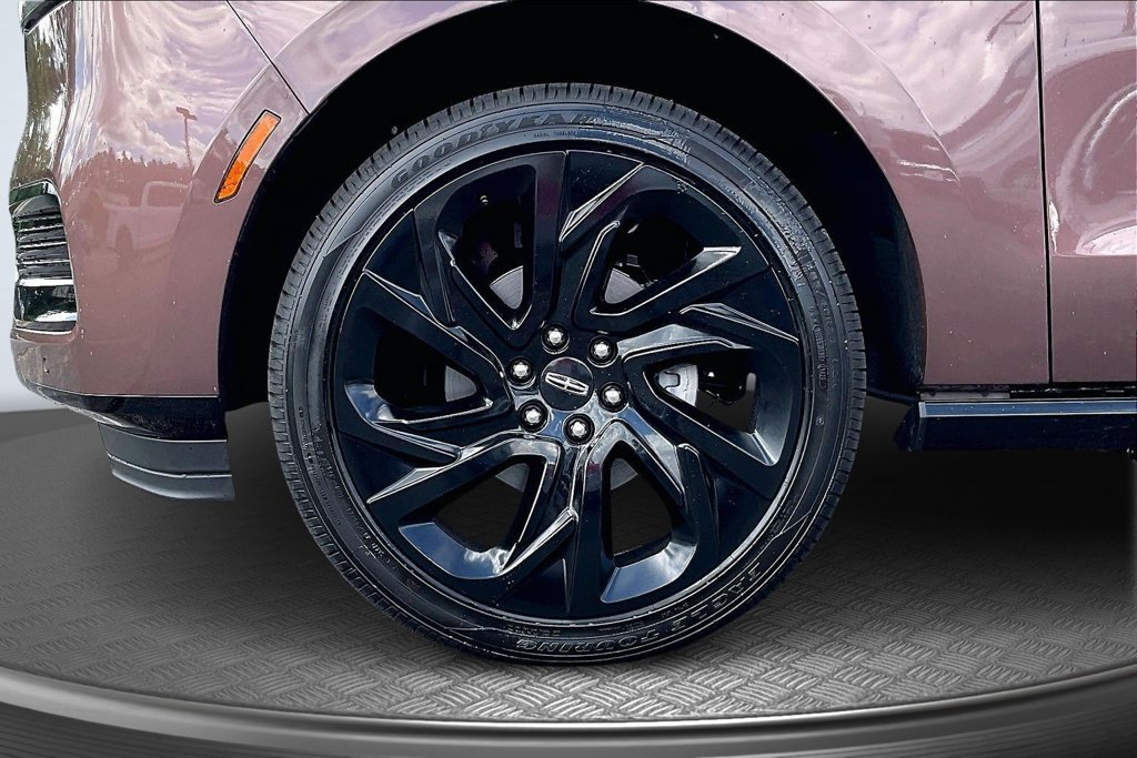 New 2027 Lincoln Navigator L Black Label AWD/4WD image 13