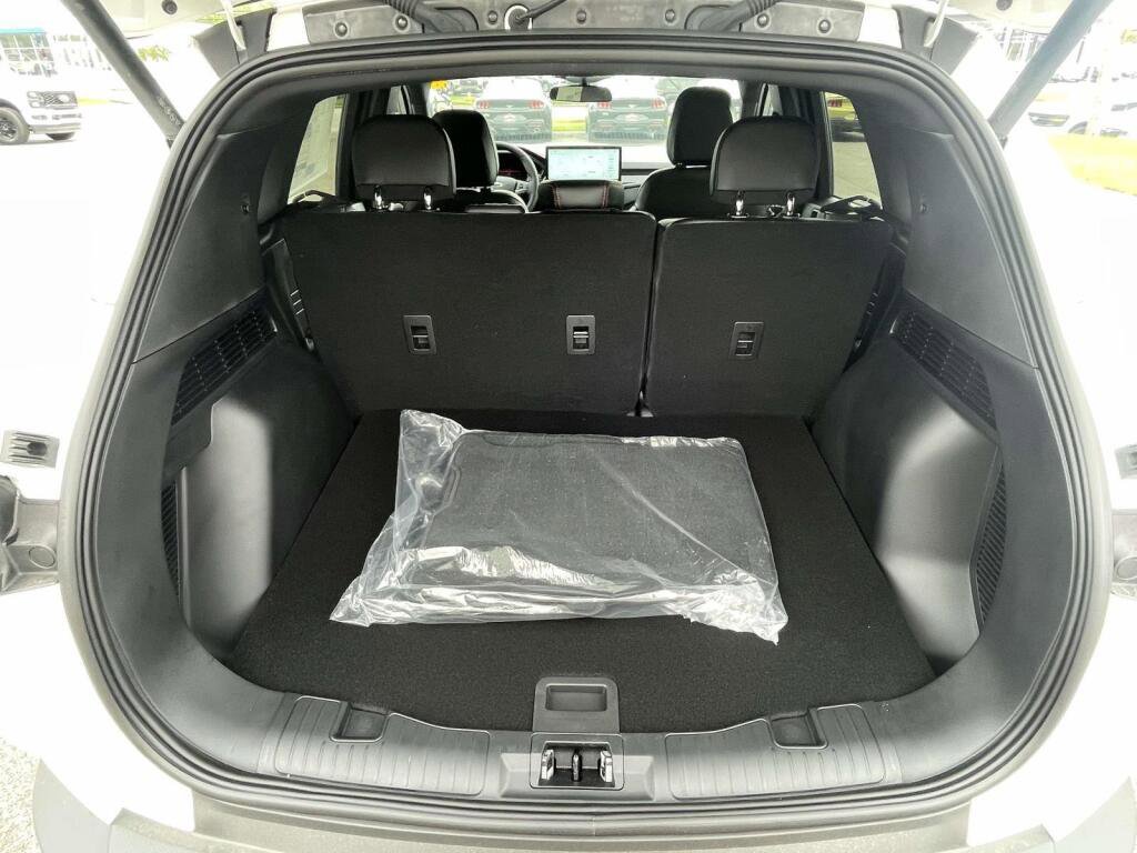 New 2026 Ford Escape ST-Line Select w/ Tech Pack #1 AWD/4WD image 20