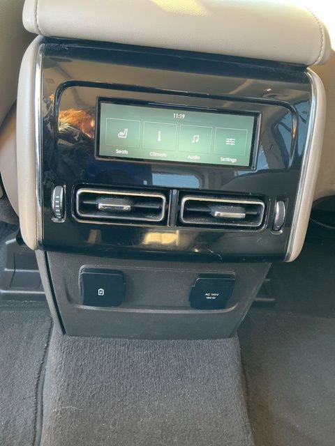 Used 2020 Lincoln Aviator Reserve w/ Equipment Group 202A image 16