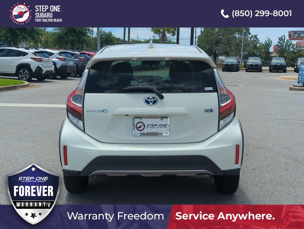 Used 2018 Toyota Prius C FWD image 6
