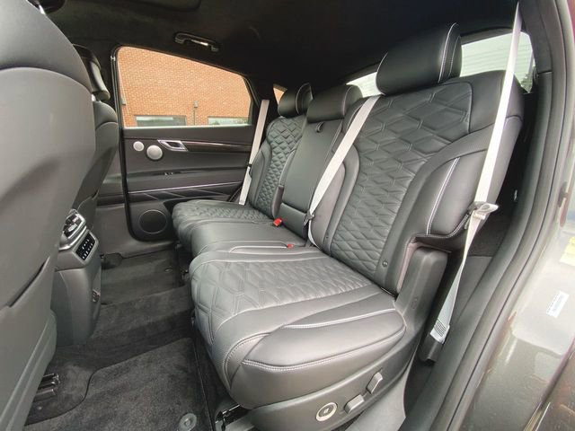 Used 2025 Genesis GV80 3.5T e-SC AWD/4WD image 26