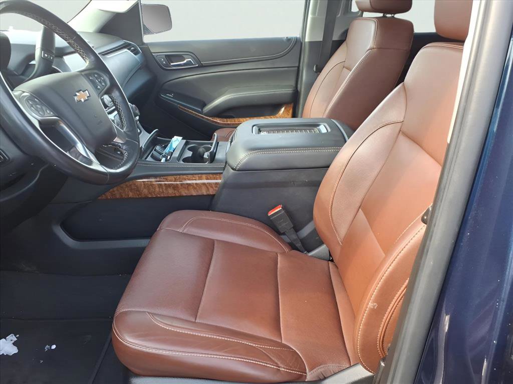 Used 2019 Chevrolet Suburban Premier w/ Premier Plus Edition image 32