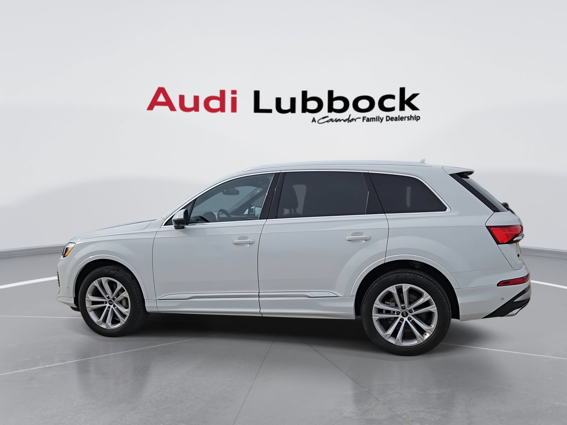 Used 2025 Audi Q7 3.0T Premium Plus AWD/4WD image 6