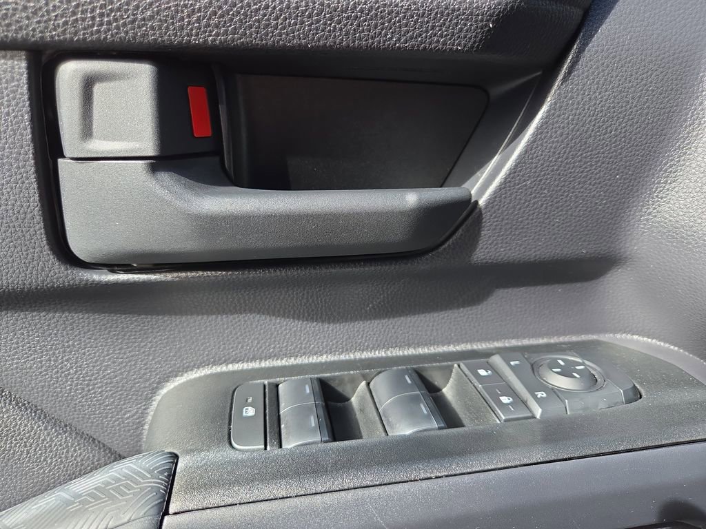 Used 2025 Toyota 4Runner SR5 image 21