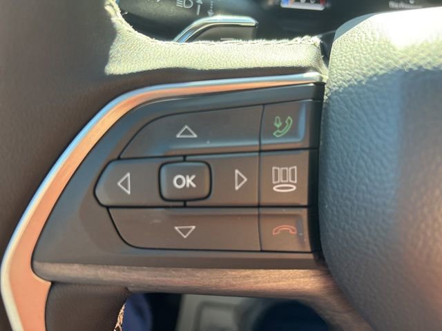 New 2025 Jeep Grand Cherokee Limited w/ Black Appearance Package image 27