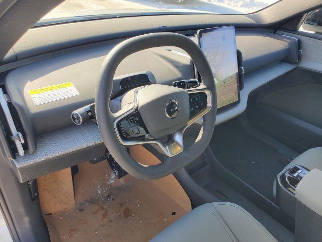 New 2026 Volvo EX30 Cross Country Ultra w/ Protection Package Premier AWD/4WD image 14