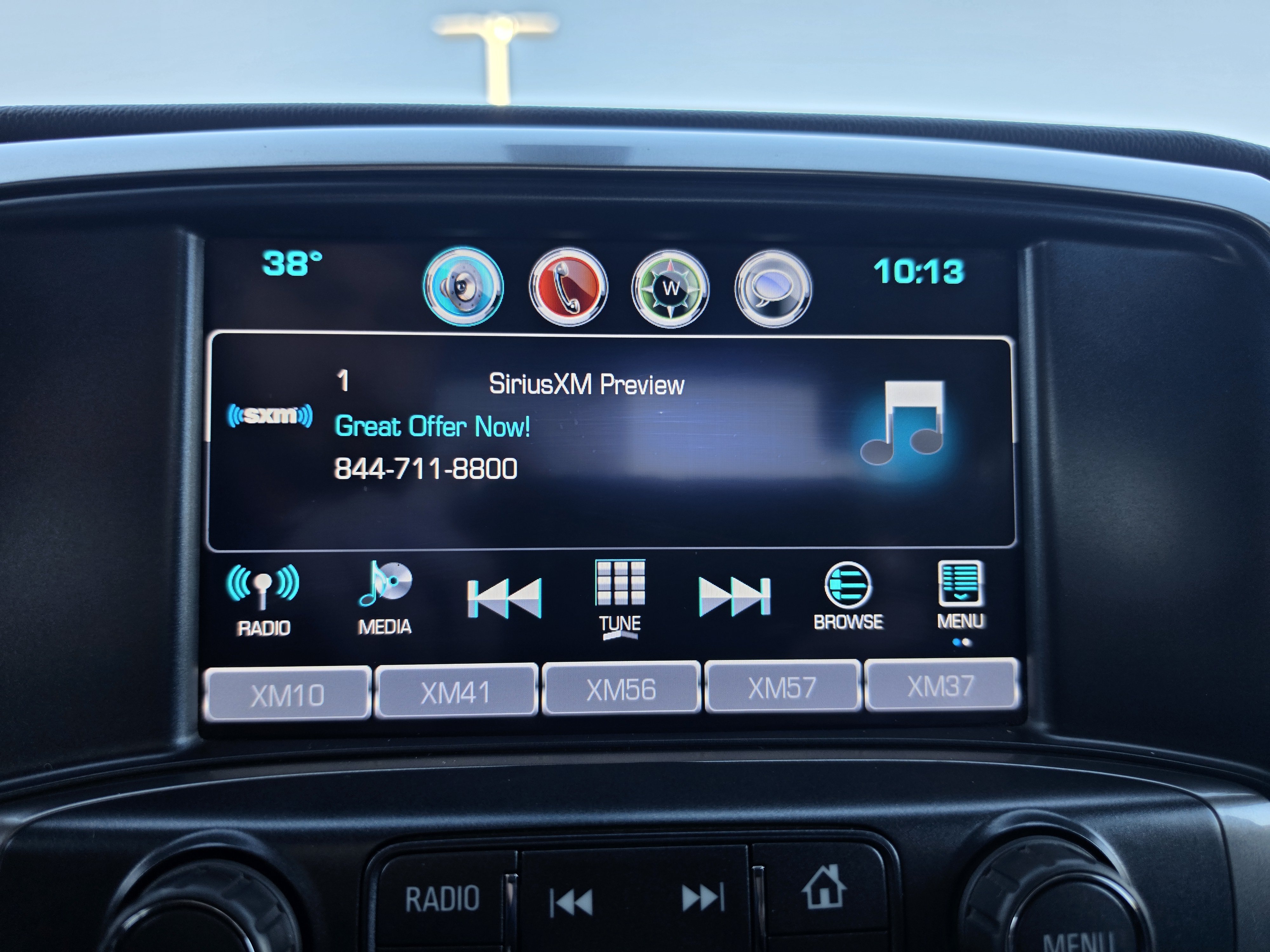 Used 2017 Chevrolet Silverado 1500 LT w/ All Star Edition AWD/4WD image 31