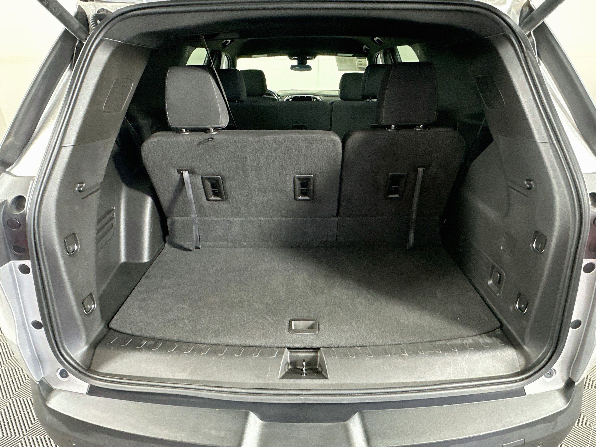Used 2022 Chevrolet Traverse LT AWD/4WD image 30