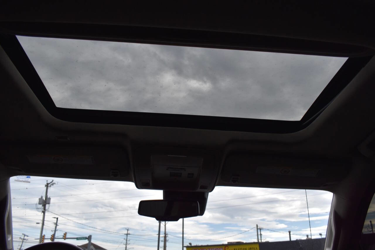 Used 2015 GMC Sierra 3500 Denali w/ Duramax Plus Package image 46