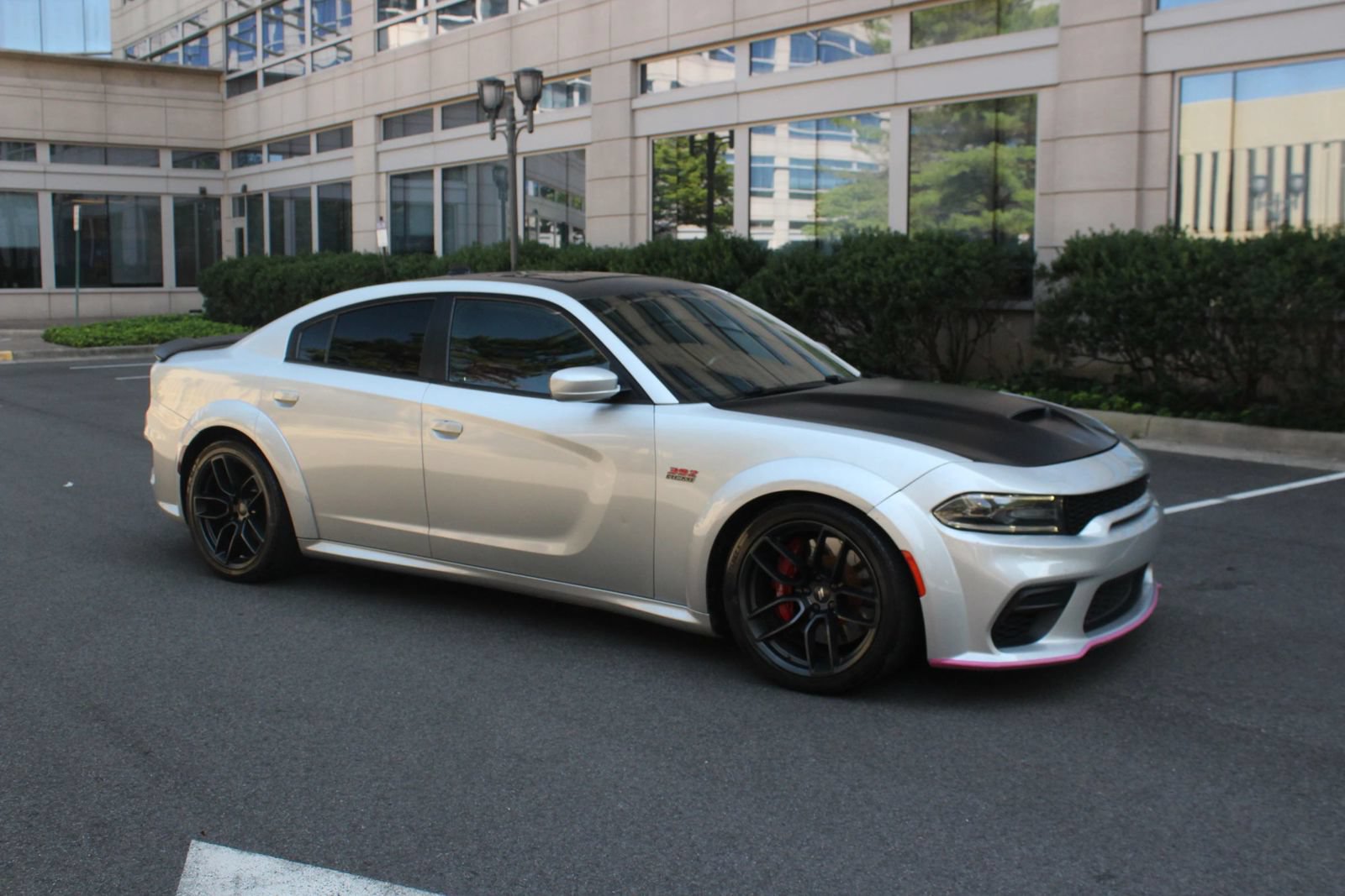 Used 2020 Dodge Charger Scat Pack RWD image 2