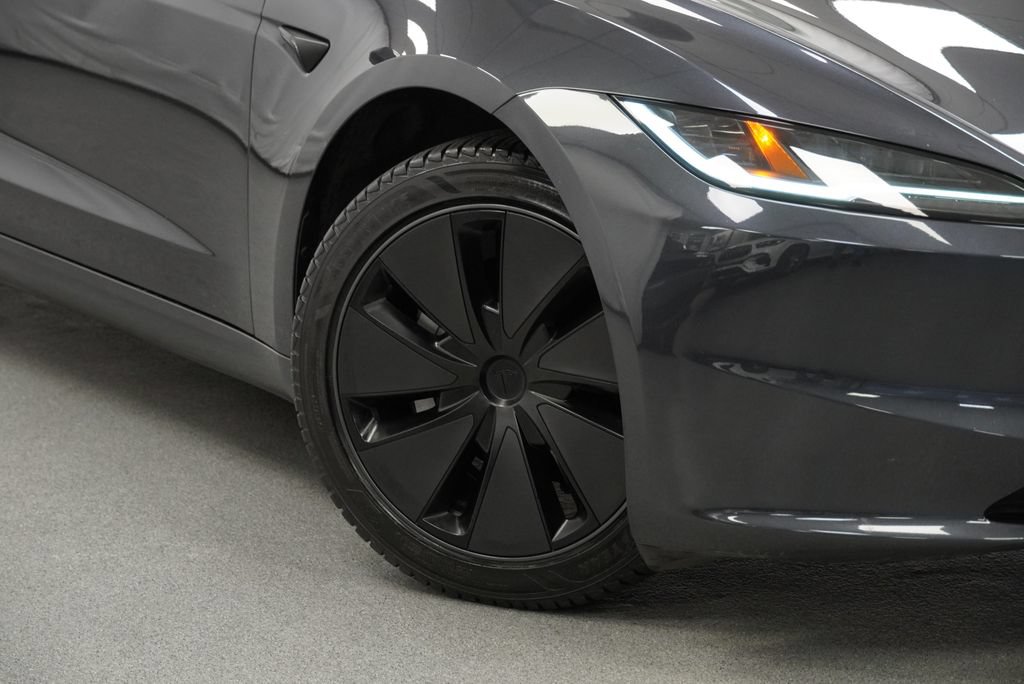 Used 2024 Tesla Model 3 Standard Range RWD image 4