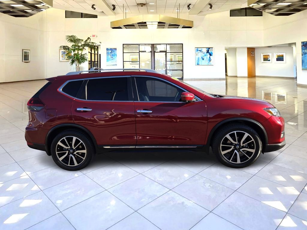 Used 2019 Nissan Rogue SL w/ Premium Package image 4