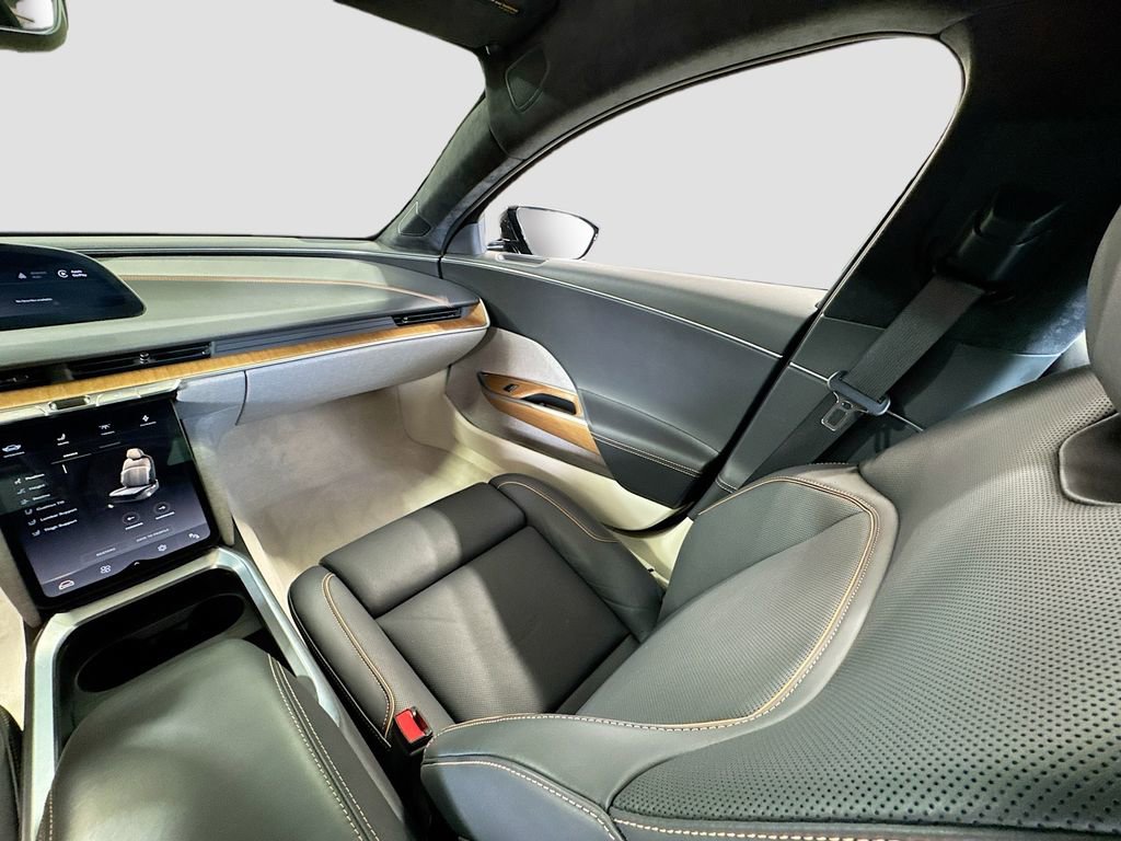 Used 2024 Lucid Air Pure RWD image 15