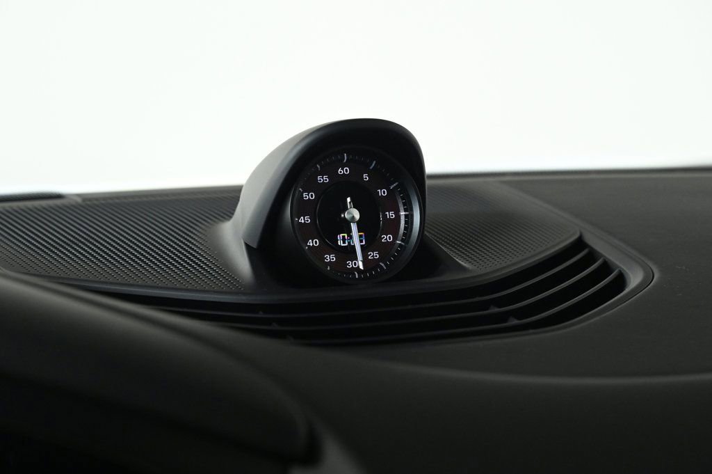 Used 2025 Porsche Taycan 4S image 22